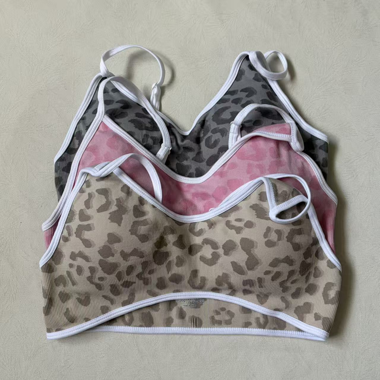 Bra Olahraga Wanita Motif Leop - Yoga Fitness Logo ulasan dan harga